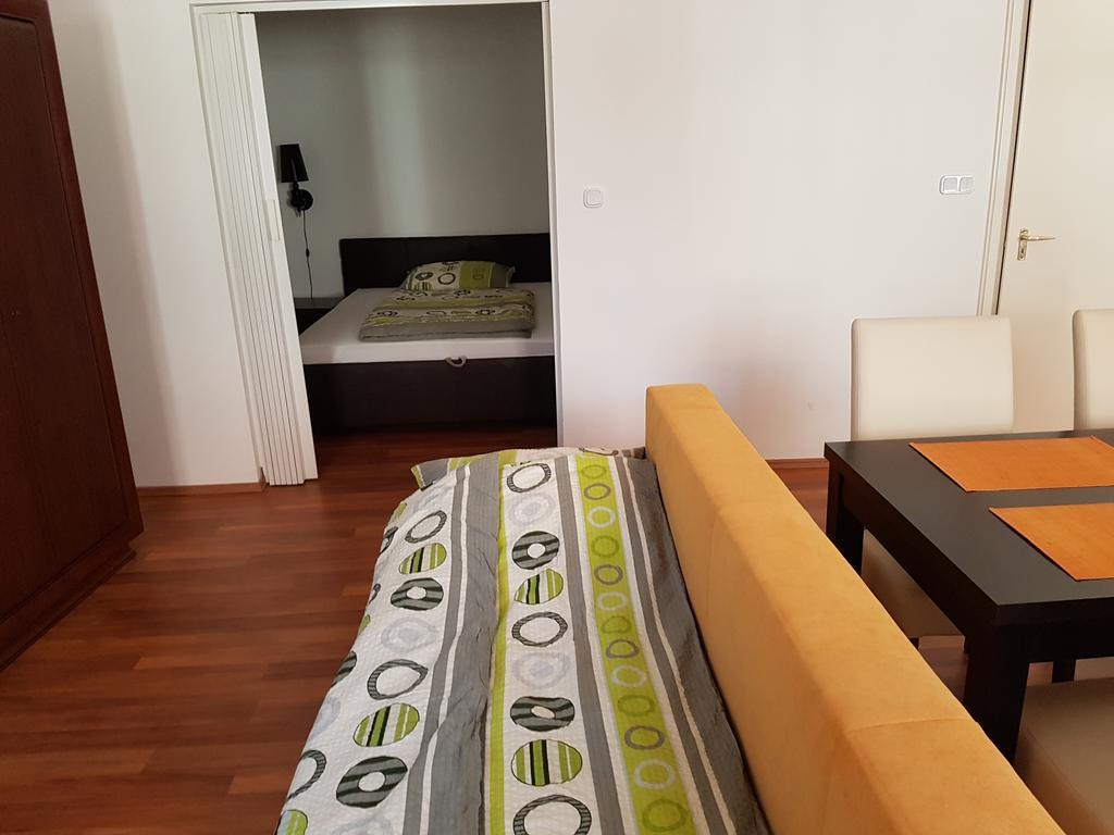 Apartman Kaszas Central Mosonmagyarovar Exterior photo