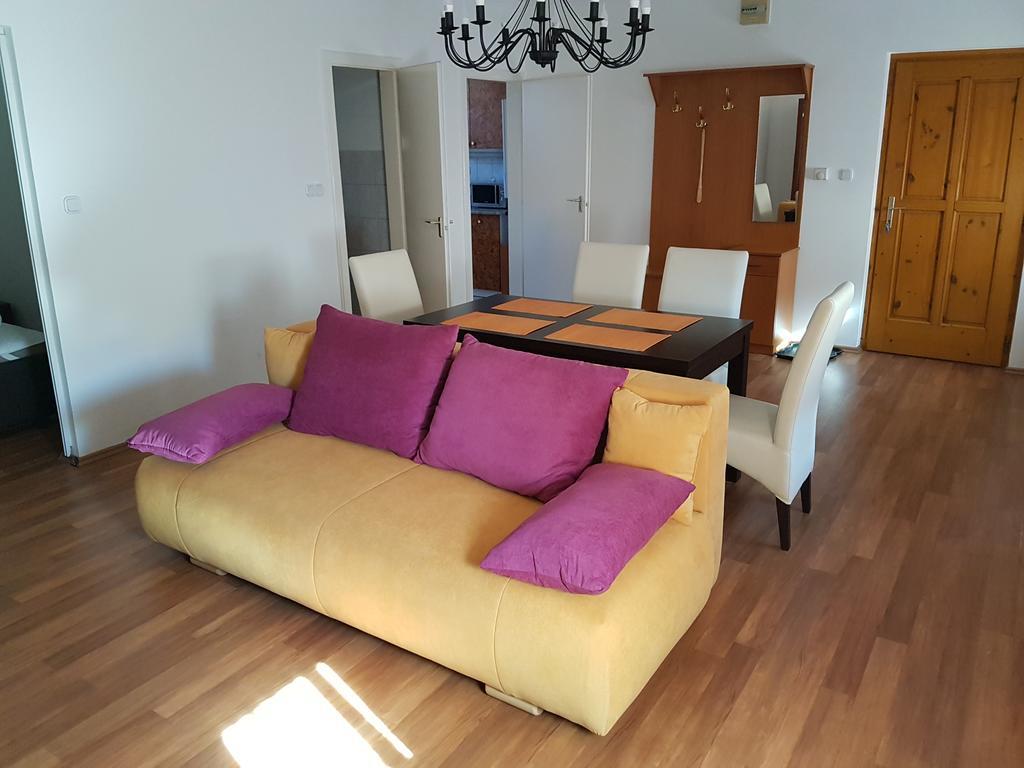 Apartman Kaszas Central Mosonmagyarovar Exterior photo